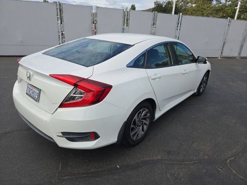 Used 2016 Honda Civic EX image 5