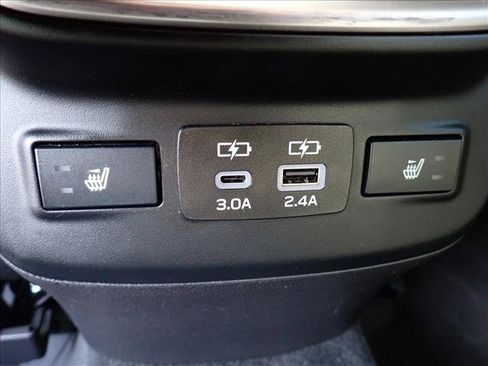 Used 2023 Subaru Outback Limited AWD/4WD image 9