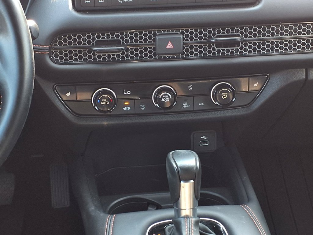 Used 2025 Honda HR-V Sport image 16