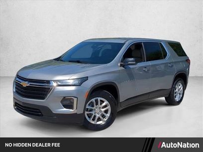 Used 2023 Chevrolet Traverse LS