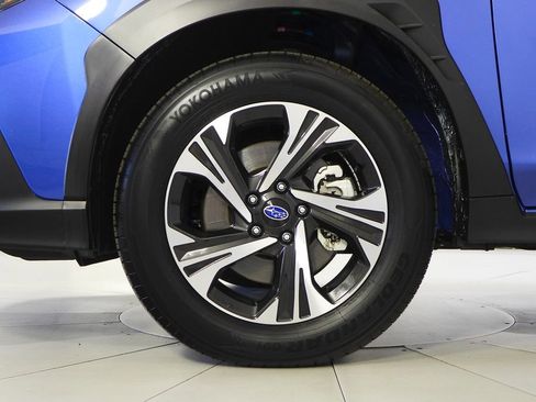Certified 2025 Subaru Crosstrek 2.0i Premium image 5