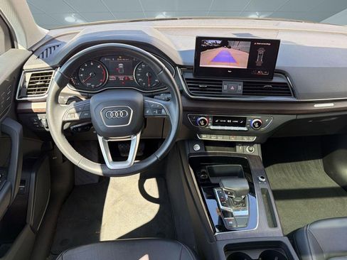 Used 2023 Audi Q5 2.0T Premium w/ Convenience Package AWD/4WD image 28