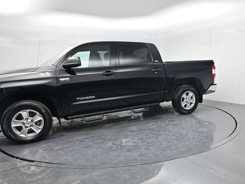 Used 2018 Toyota Tundra SR5 image 4