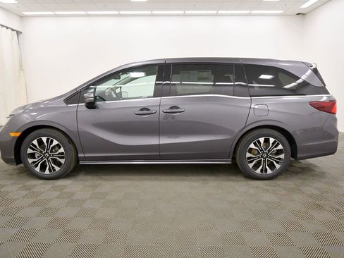 New 2026 Honda Odyssey Elite image 4
