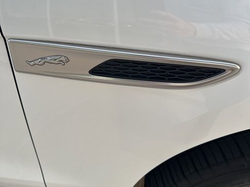 Used 2026 Jaguar F-PACE R-Dynamic S image 6