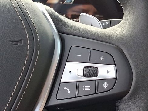 New 2026 BMW X5 xDrive40i w/ Premium Package image 18