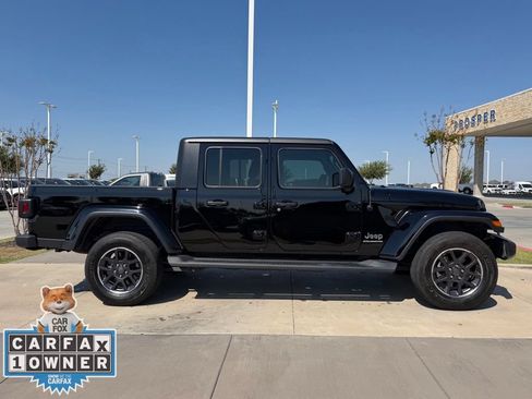 Used 2023 Jeep Gladiator Overland w/ Trailer Tow Package AWD/4WD image 21