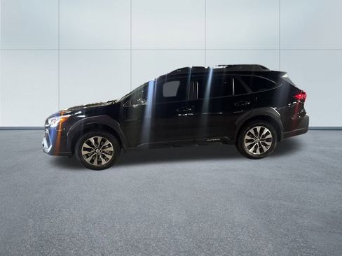 Used 2025 Subaru Outback Limited image 5