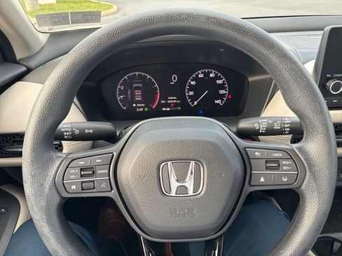 Used 2023 Honda HR-V LX image 26