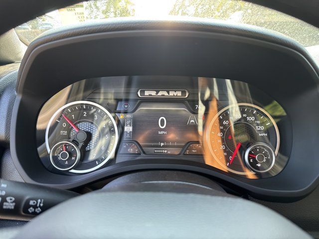 New 2026 RAM 1500 Express AWD/4WD image 25