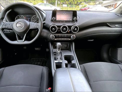 Used 2024 Nissan Sentra S image 14