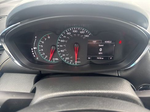 Used 2018 Chevrolet Trax Premier w/ Midnight Edition image 29