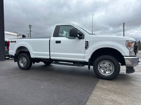 Used 2022 Ford F250 XL w/ XL Value Package image 3