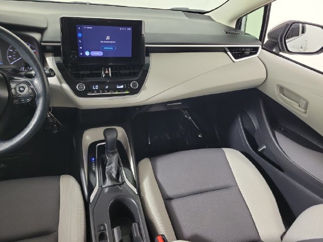 Used 2024 Toyota Corolla LE FWD image 17