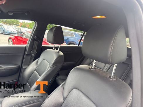 Used 2020 Kia Sportage S FWD image 12