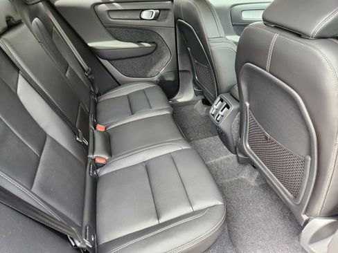 New 2025 Volvo XC40 B5 Ultra w/ Climate Package image 21