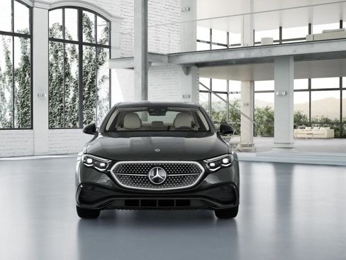 New 2026 Mercedes-Benz E 450 4MATIC Sedan image 7