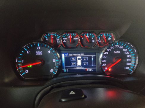 Used 2020 GMC Yukon XL SLT RWD image 23