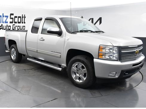 Used 2011 Chevrolet Silverado 1500 LTZ w/ Chrome Essentials Package image 7