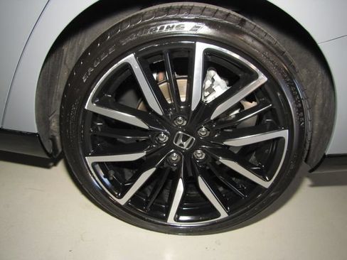 Certified 2024 Honda Accord Touring image 26