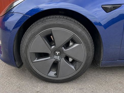 Used 2023 Tesla Model 3 Standard Range RWD image 8