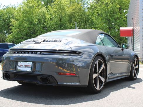 Used 2025 Porsche 911 Carrera S RWD image 8