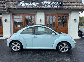 Used 2010 Volkswagen Beetle Coupe image 1