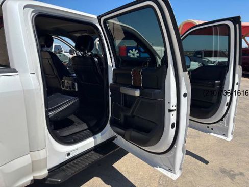 Used 2019 Ford F150 Lariat RWD image 28