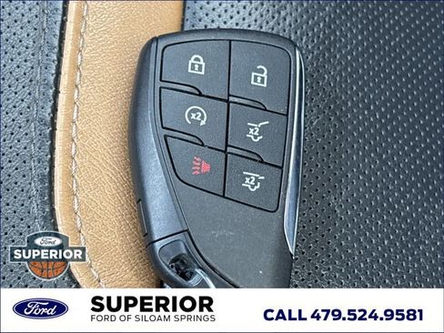 Used 2021 GMC Yukon XL AT4 w/ AT4 Premium Package AWD/4WD image 52