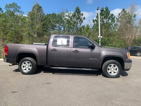 Used 2011 GMC Sierra 1500 SLE w/ Power Tech Package image 2