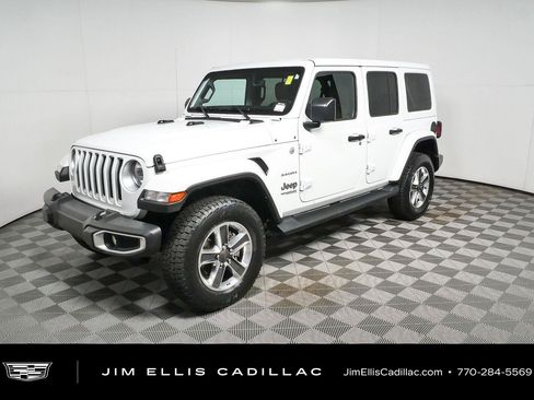 Used 2021 Jeep Wrangler Unlimited Sahara AWD/4WD image 30
