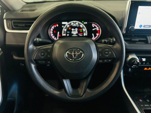 Used 2024 Toyota RAV4 XLE image 25