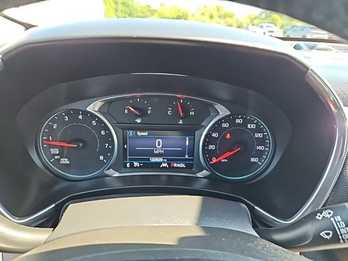 Used 2020 Chevrolet Equinox LT image 14