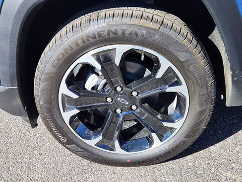 New 2026 Chevrolet Equinox LT w/ Convenience Package II image 7