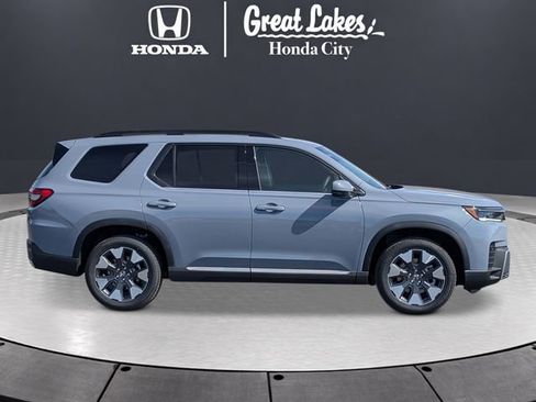 New 2026 Honda Pilot Touring image 6