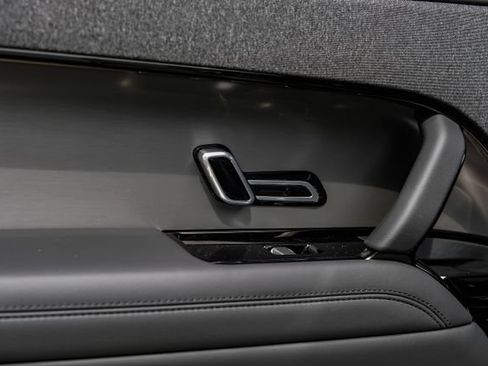 New 2026 Land Rover Range Rover Sport SE AWD/4WD image 60