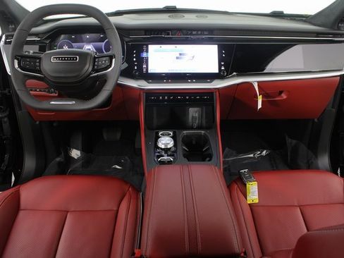 Used 2024 Jeep Wagoneer Launch Edition image 12