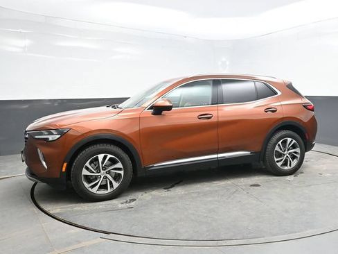 Used 2022 Buick Envision Essence w/ Safety Package FWD image 3