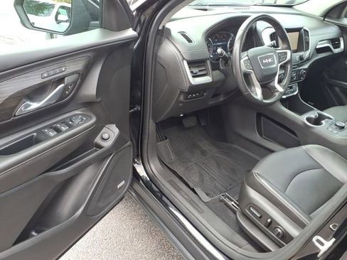 Certified 2022 GMC Terrain SLT w/ Infotainment Package II AWD/4WD image 15
