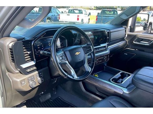 Used 2024 Chevrolet Silverado 3500 LTZ w/ LTZ Convenience Package AWD/4WD image 16