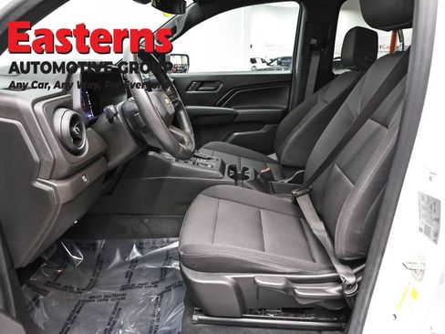 Used 2023 Chevrolet Colorado W/T image 14