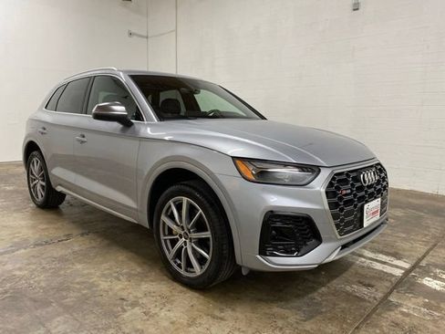 Used 2024 Audi SQ5 Premium w/ Convenience Package AWD/4WD image 7