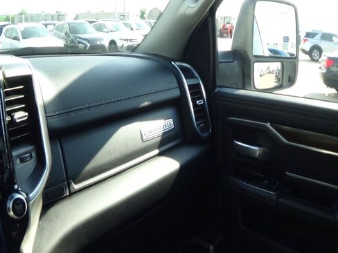Certified 2024 RAM 2500 Laramie AWD/4WD image 34