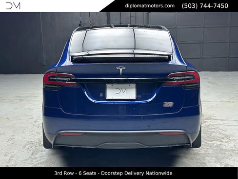 Used 2022 Tesla Model X Plaid image 5