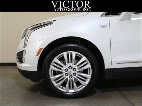 Used 2017 Cadillac XT5 Premium Luxury AWD/4WD image 5