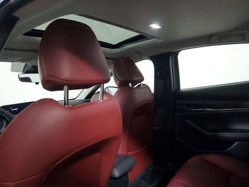 Used 2023 MAZDA MAZDA3 s FWD image 13