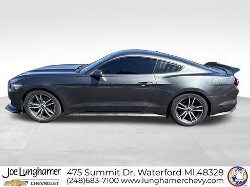 Used 2016 Ford Mustang Premium RWD image 6