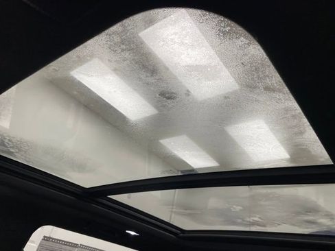 Used 2023 Chevrolet Suburban RST w/ Luxury Package image 7