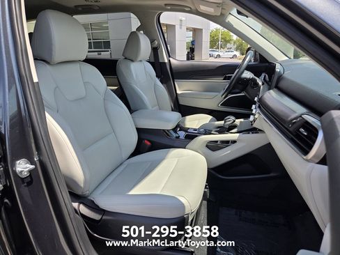 Used 2024 Kia Telluride S w/ S Sunroof Package AWD/4WD image 16