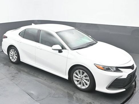 Used 2023 Toyota Camry LE FWD image 30
